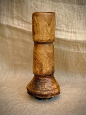 Grand vase en bois tourné