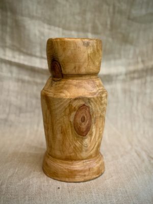 Gros vase en bois tourné en pin