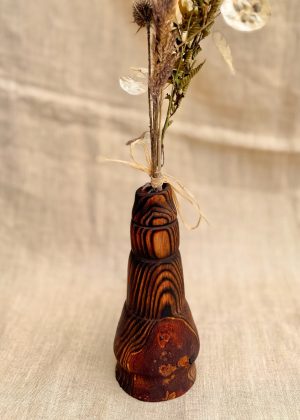 Vase en bois tourné brûlé
