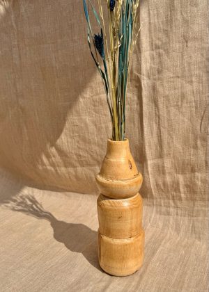 Vase en bois tourné en pin