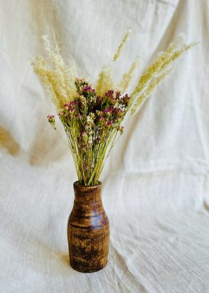 Vase en bois tourné teint